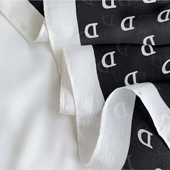 Elegant Black and White Designer Scarf - Picture 3 of 8